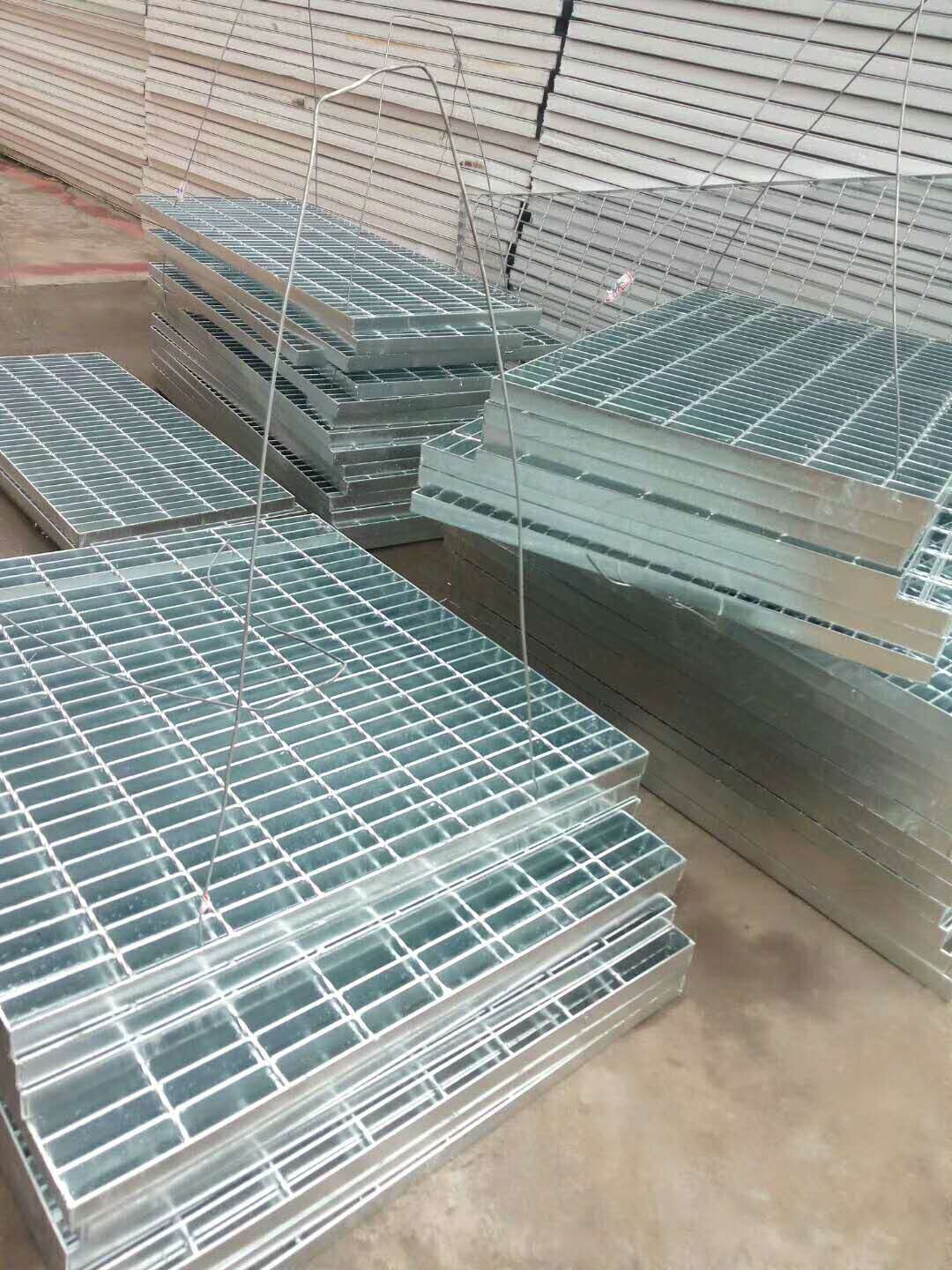 集水井钢格栅板产品