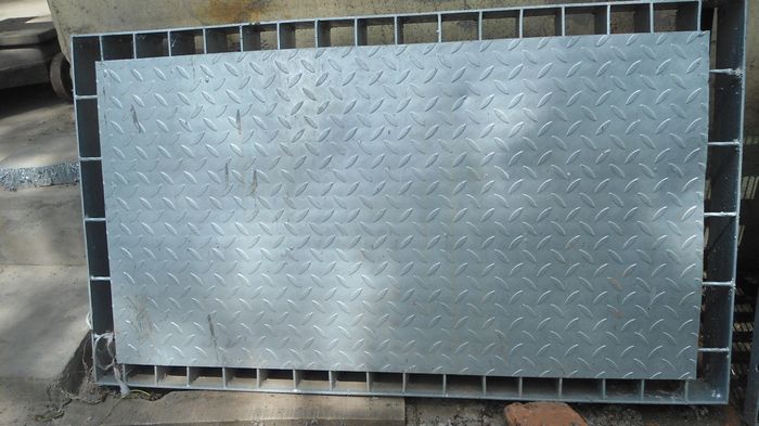 热镀锌复合钢格栅板产品图片