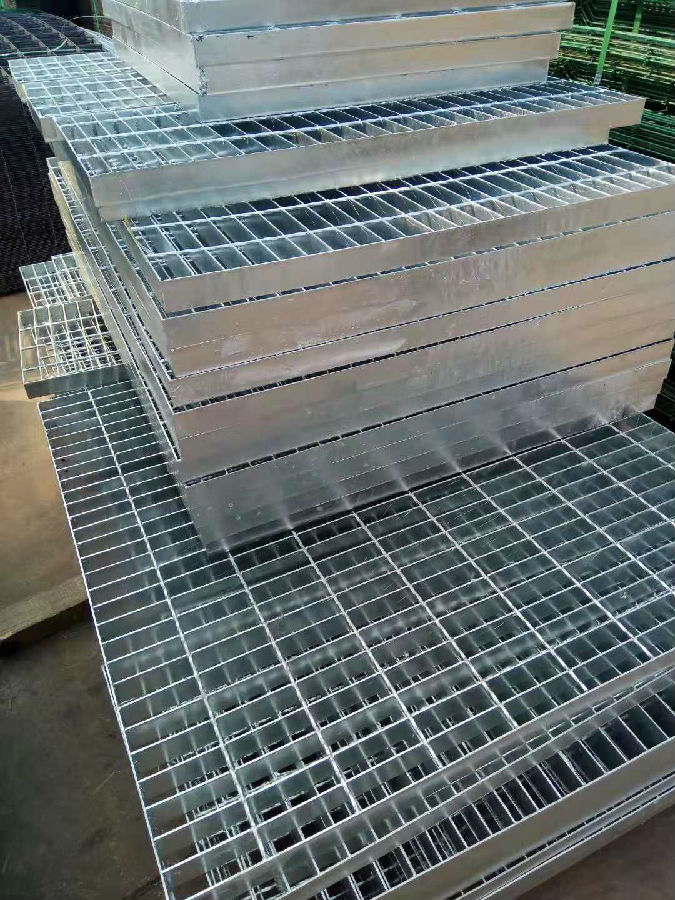 30-100热镀锌钢格板